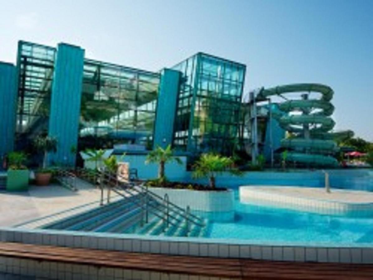 Andrea Ubytovanie Štúrovo Exterior foto